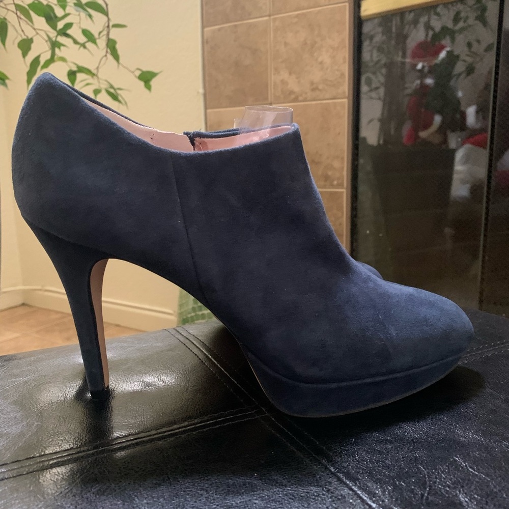 Size 9, Navy Ankle Boots - ELVIN